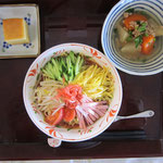 2026.06.01㊊　冷やし中華、そぼろ大根、おからケーキ