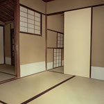 特別に開けて頂いた「八窓庵」の内部、江戸時代中期のものとは…