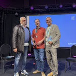 Das Bild zu Männerquatsch Podcast Folge 200 zeigt Jürgen Göldner, Nico Barbat und Hans Ippisch auf der Amiga40 in Mönchengladbach.