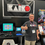 Das Bild zu Männerquatsch Podcast Folge 175 zeigt den Stand von KAIKO in der Retro Area auf der Gamescom 2024.