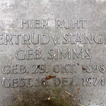 Gertrud v. Stangen geb. Simms 1898, die Tochter 