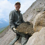 Philipp beim Strahlen, Binntal, Wallis, Schweiz.