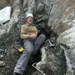 Philipp mit Rauchquarzstufe, Brunnifirn, Oberalpstockgebiet, Uri, Schweiz