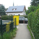 113 - bis zur Querstraße, dann links