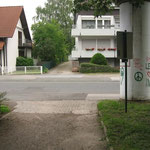 85 - am Ende des Parks links