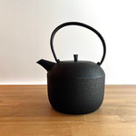 ぽっとっと(中)　1.3ℓ   ¥37000-  在庫なし　/ *(小)あります　0.7ℓ   ¥34000- 在庫1点