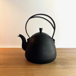 鉄薬缶二重平弦「南昌山」　1.3ℓ   ¥65000-　　在庫1点