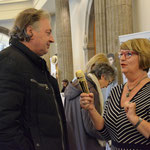 Krimiautorin Jule Heck interviewt Stadtverordneten Klaus Englert. Foto von Corinna Weigelt - Ernst-Ludwig-Buchmesse 2018