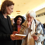 Aussteller und Besucher. Foto von Martin van Ooyen - Ernst-Ludwig-Buchmesse 2018