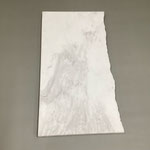 大理石121　白　グレー混ざり　400×205×13H　¥2,500 