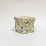 BOX182　布貼り角カラフルフラワー　125×125×125H 　￥1,000　＊2つあります＊オリジナルです＊