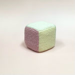 ニット小物110　サイコロピンク1面　110×110×110　￥1,000　＊オリジナルです＊