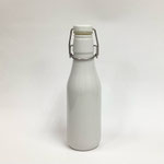 ボトル148　　白スイングボトル　260H　　￥600　＊2本あります＊