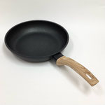 フライパン110　スキレットコートパン　26㎝　＊IH対応＊　¥1,200