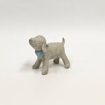 置物207　犬　スカーフ　100×90Ｈ　