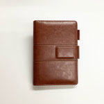 システムノート109　革茶ダブルステッチ　135×185　　¥2,000
