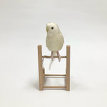 置物422　鳥　薄黄色　100H　　＊スタンドは別レンタルです＊