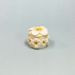 ハワイアン107　小物入れ　プルメリア黄色　55φ45H　￥600　