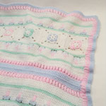 ブランケット164　ニット白&パステル花ポイント　1200×1200　￥4,000