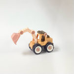 車147  ショベルカー　オレンジピンク　62×150×100H 　￥300