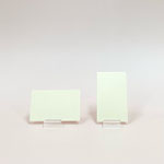 カードスタンド103　アクリル角　30×30　＠￥100　＊2つあります＊