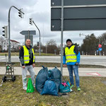 01.03.2026 mit 4 Personen 4 Säcke Müll