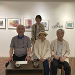 私の作品と旧友K氏ご夫妻ありがとう