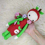 Doll Apple amigurumi
