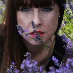 Model: Vanessa