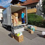 Woflgang bei seiner Ankunft mit dem Transporter in Dingolfing