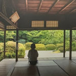 写真の部　湯田昌子　詩仙堂にて