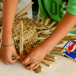 School to learn making products with "Tule" (seawheat).........