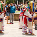 und hier die verkleideten "Alten" beim "danzas de los viejitos"