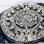 alles in purem Silber: der aztekische Kalender.....