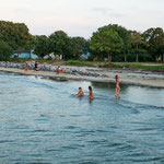 ...auch im Winter gehen die Brasilianer baden - auch keine Kunst bei +30°C...