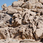 Die Felsen bei "Las Sirenitas" sind entweder total skurril zerklüftet.....
