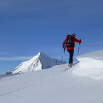 Franz kurz vor dem Gipfel, der König im Hintergrund