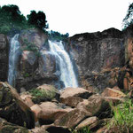 Ein beeindruckender Wasserfall abseits der Hauptstraße auf dem Weg zwischen Dien Bien Phu und Lai Chau.