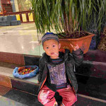 Souvenirverkäufer in Sapa am Abend