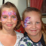 Kinderschminken von den Facepainters auf dem Straßenfest Moordorf