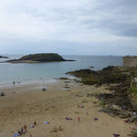 Plage de Bon Secours, Saint Malo. Picture taken by Héloïse Duault for B&B Le Berceul