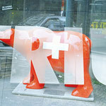„CH-SchnupperBär in Berlin! (Bln-Friedrichstrasse; Atrium); Sommer 2002 