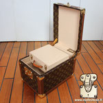 1978 - Vanity boite à facon Louis Vuitton M21828 