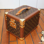 1978 - Vanity boite à facon Louis Vuitton M21828 