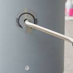 Crank handle on battery unit