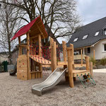 Kombinationsspielanlage für Ü3 und U3 Kinder mit Eintrittsfilter.