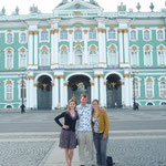 Vor dem Zarenpalast in Petersburg