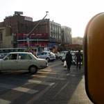 Strassenüberquerung im Iran