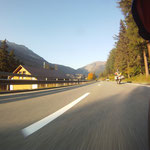 Vom St. Gotthardpass geht es talwärts Richtung Andermatt