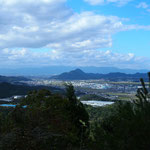 三雲城跡より湖南市、近江富士を見る（2021.10.23）